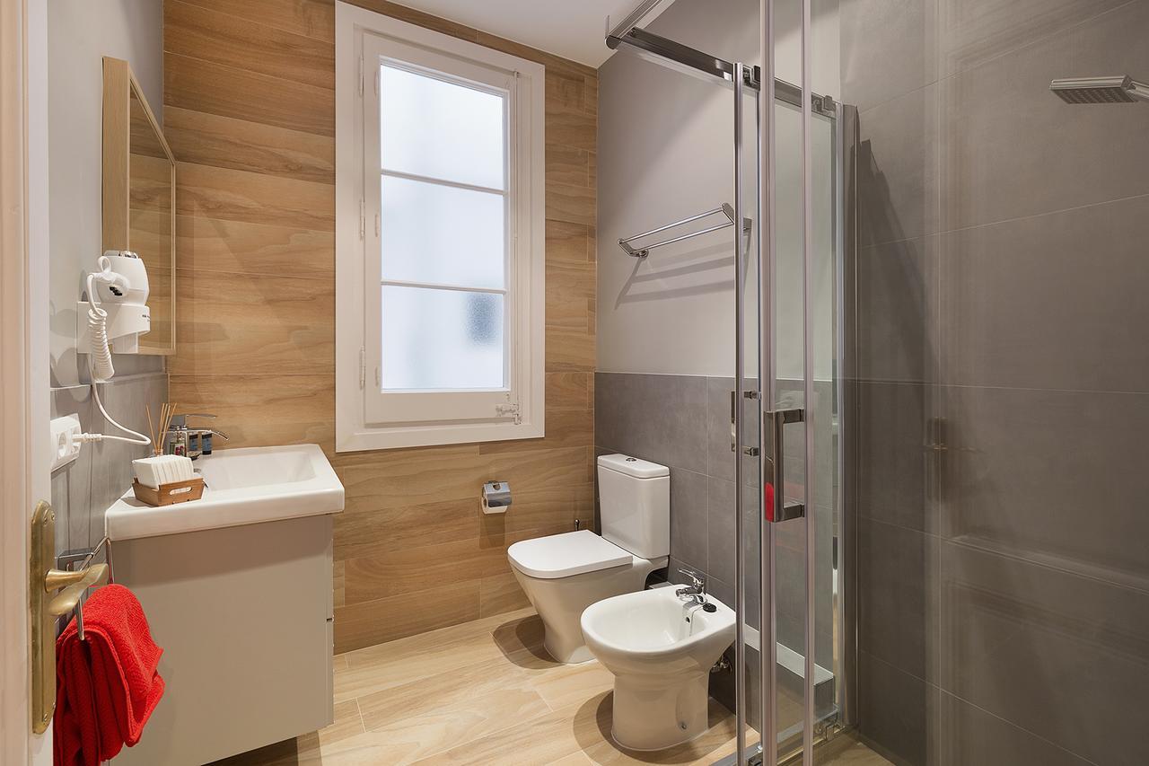 Royal Aribau Nextdoor Apartment Barcelona Luaran gambar